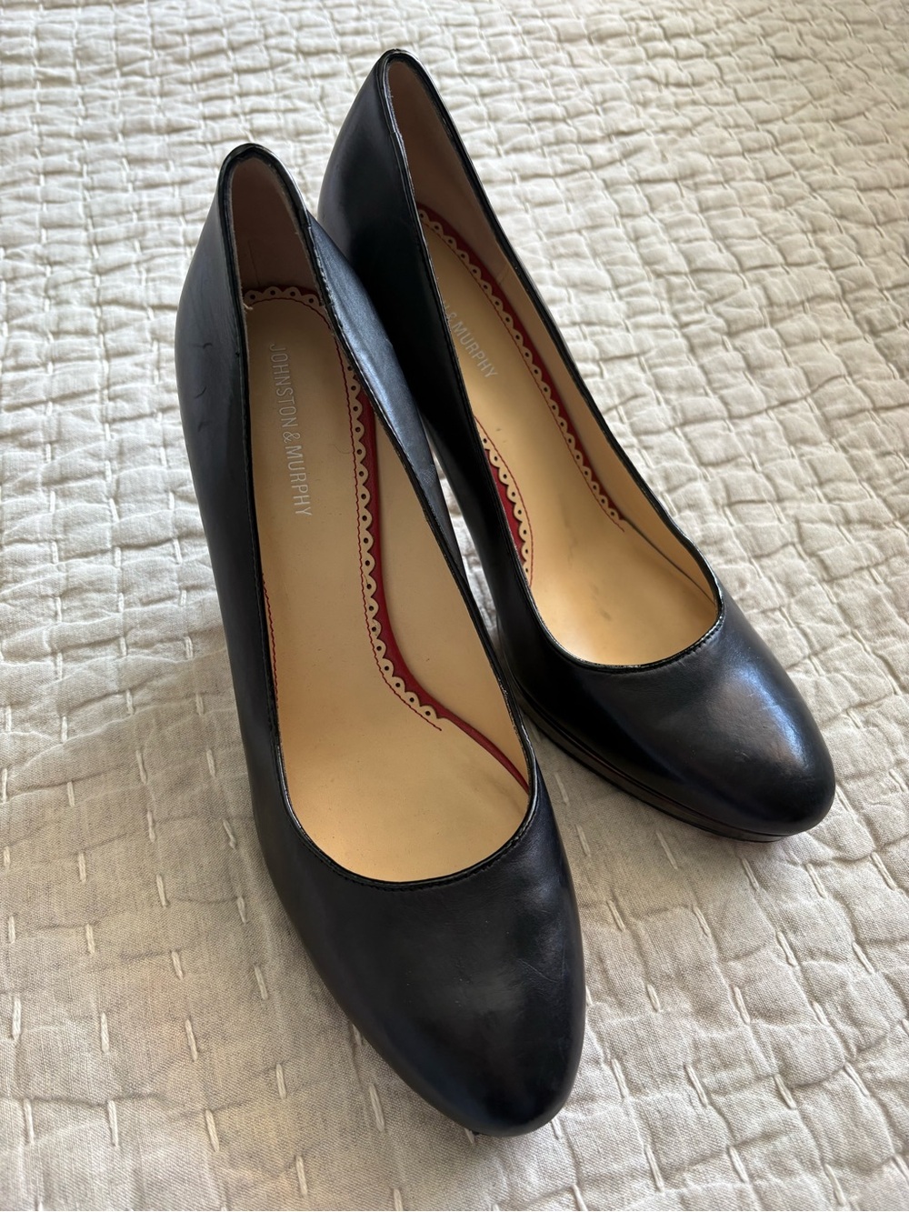 Johnston & Murphy Women's Black Leather High-heeled Pumps size 10